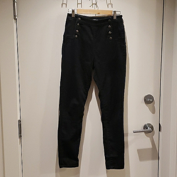 Fall Front Skinny Jeans - 7 - Picture 2 of 4